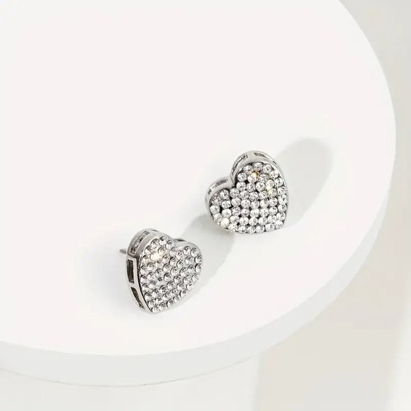 ⭐NWT Silver Heart Rhinestone Studs - Picture 2 of 3
